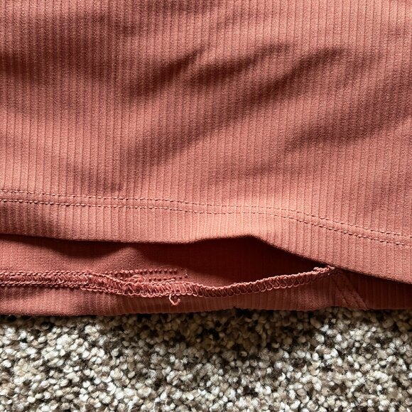 Amazon Ribbed Crop Top - Picture 6 of 6